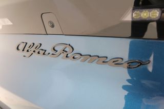 Alfa Romeo Junior Elettrica Speciale 115kW (156CV)