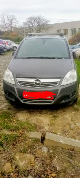 Opel Zafira 2011