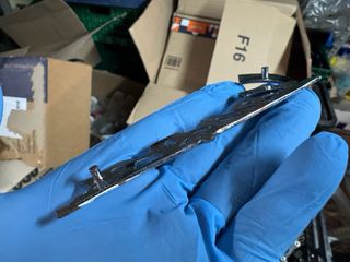 Anagrama cromado Vespa