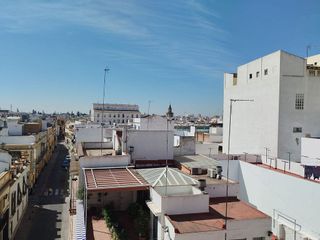 Piso en alquiler en San Gil en Sevilla