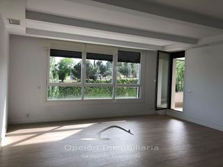 Piso en alquiler en Arroyo de la Vega en Alcobendas