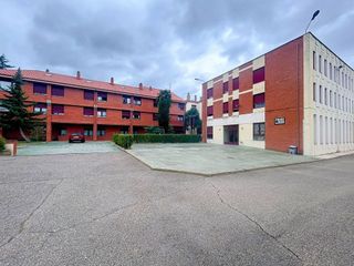 Edificio en alquiler en San Esteban en León