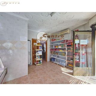 Local comercial en alquiler en El Pilar en Albacete