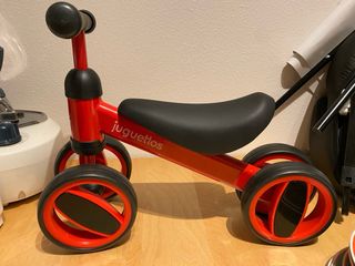 Bicicleta de aprendizaje Juguettos roja