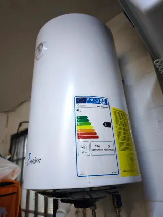 Fogón, frigorífico, arcón y termo