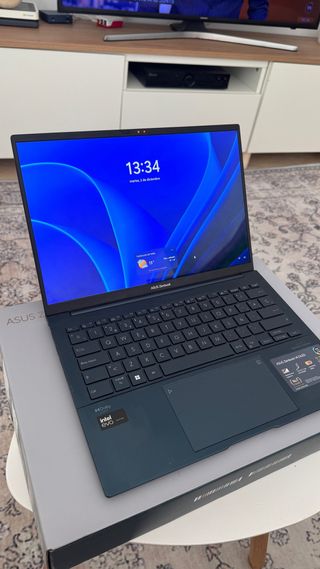 Asus ZenBook 14 OLED 1TB