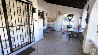 Chalet en venta en Alfaz del Pi Pueblo-Urbanizaciones en Alfaz del pi / Alfàs del Pi