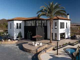 Chalet en venta en San Juan de los Terreros en Pulpí
