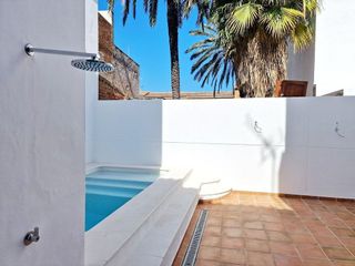 Casa en venta en Piles