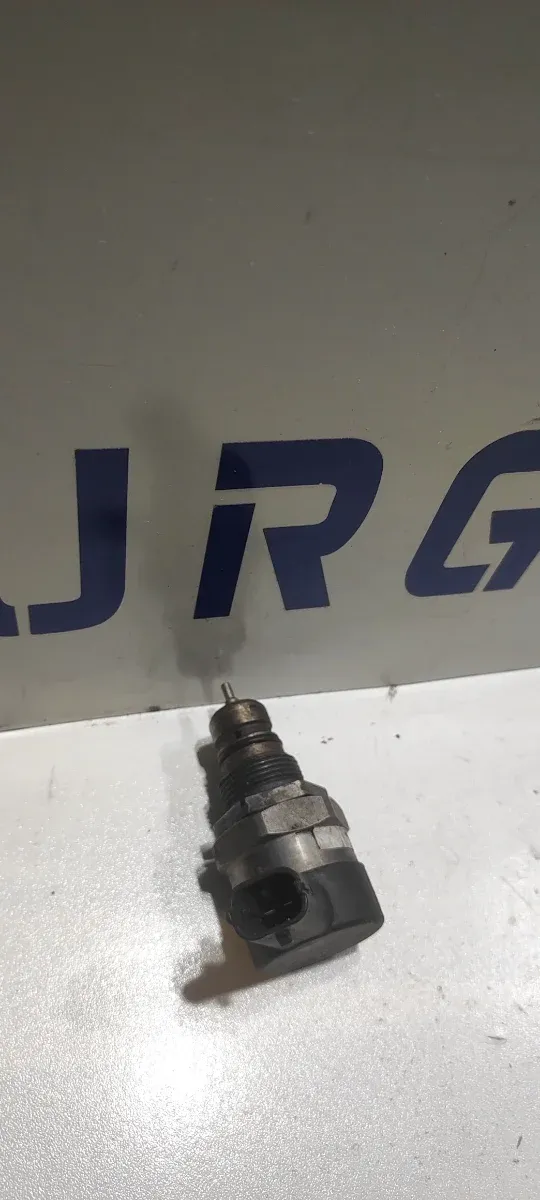 1078 VALVULA PRESION COMBUSTIBLE VOLVO D5244T