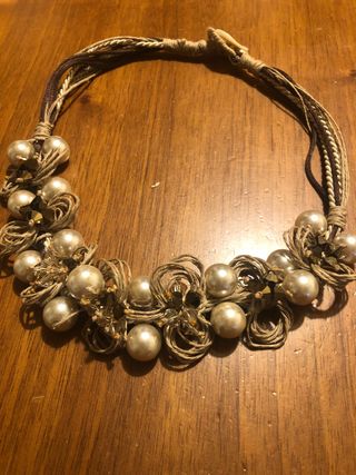 Girocollo corda perle e strass beige/oro