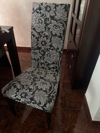 Silla de comedor de madera y tela