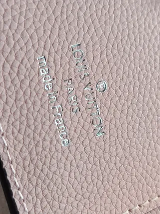 Cartera Louis Vuitton rosa