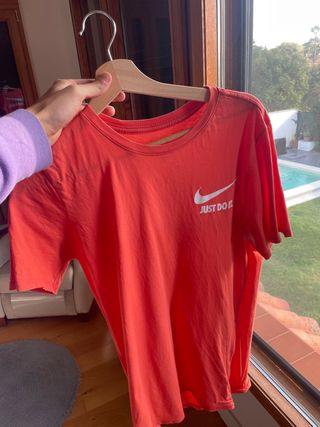 Camiseta Nike Naranja