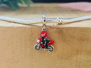 Charm Moto Roja - Plata