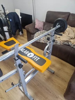Banco de pesas y musculación Klarfit