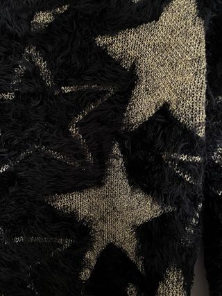 Jersey Negro Estrellas Doradas Talla S