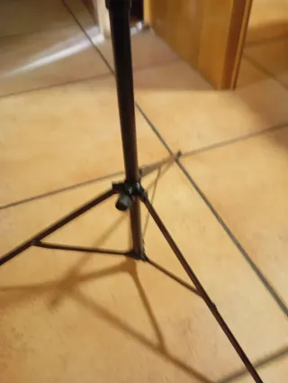 Atril negro para principiantes