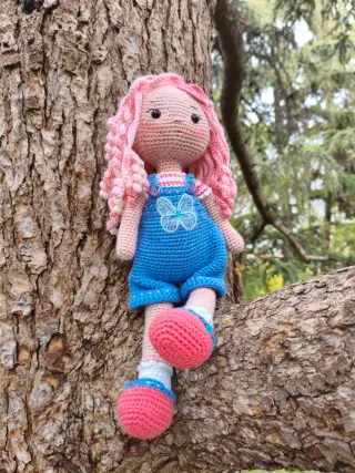 Muñeca Amigurumi Crochet Rosa