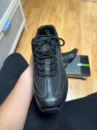 air Max 95 negras
