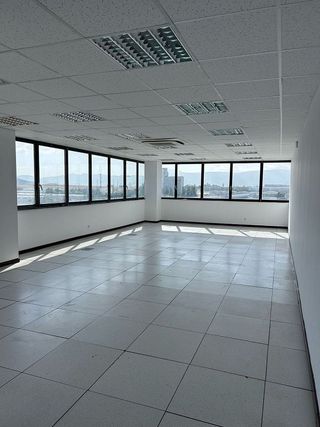 Oficina en alquiler en Orcoyen