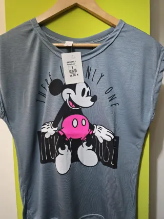 Sudadera y camiseta talla S. CON ETIQUETA