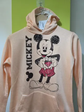 Sudadera y camiseta talla S. CON ETIQUETA