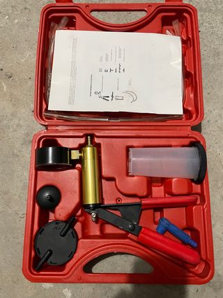 Kit Bomba Vacío Líquido Frenos