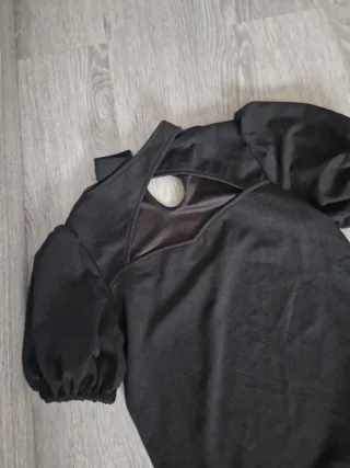 Conjunto Top Negro y Falda Estampada verde