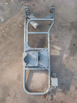 Soporte Rueda Repuesto Terrano