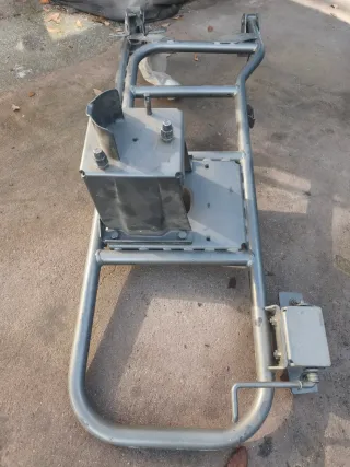 Soporte Rueda Repuesto Terrano