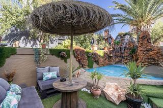 Chalet en venta en Iznalloz