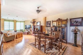 Chalet en venta en Iznalloz