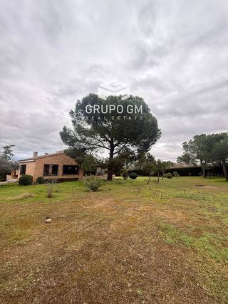Chalet en venta en Los Cigarrales-La Bastida en Toledo