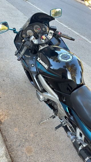 Kawasaki  zar 600 1993 Deportiva Negra