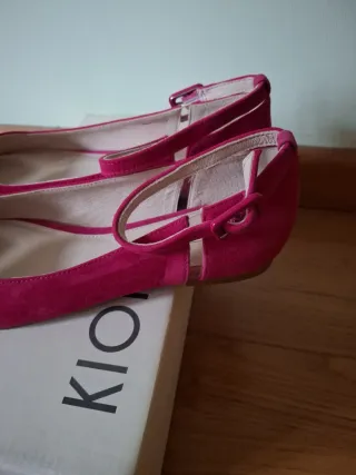 Zapatos planos fucsia Talla 39
