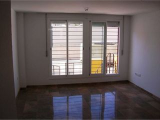 Casa adosada en venta en Lucena