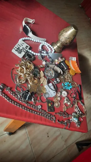 Lote de Joyería Variada