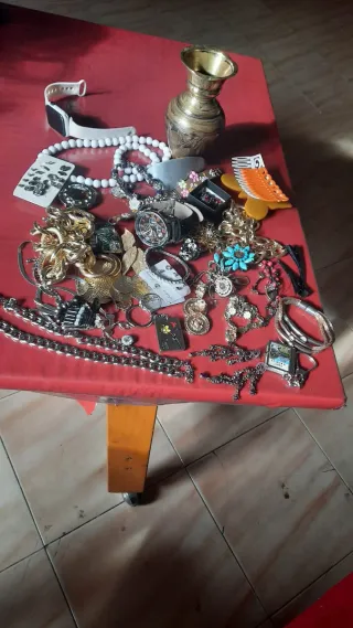 Lote de Joyería Variada