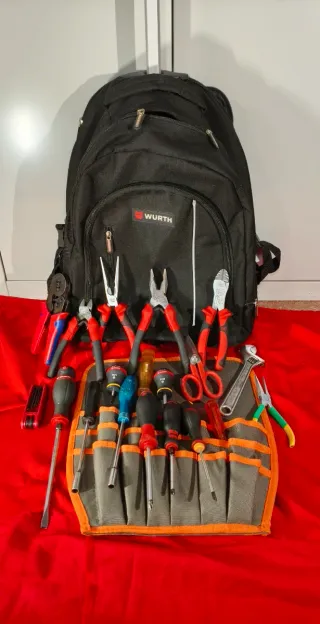 Mochila Wurth con herramientas Facom, NWS, Wiha...