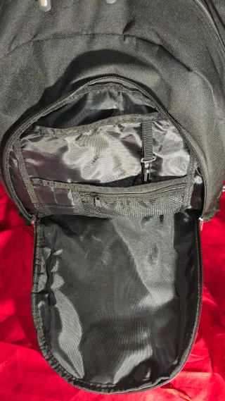 Mochila Wurth con herramientas Facom, NWS, Wiha...