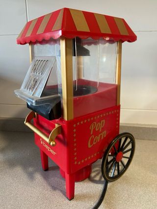 Máquina de Palomitas Roja y Dorada