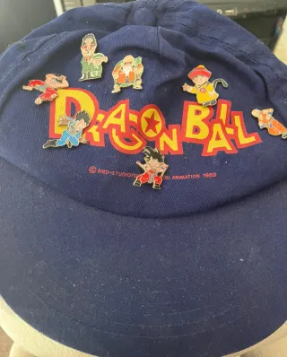 Gorra Dragon Ball Z con pines