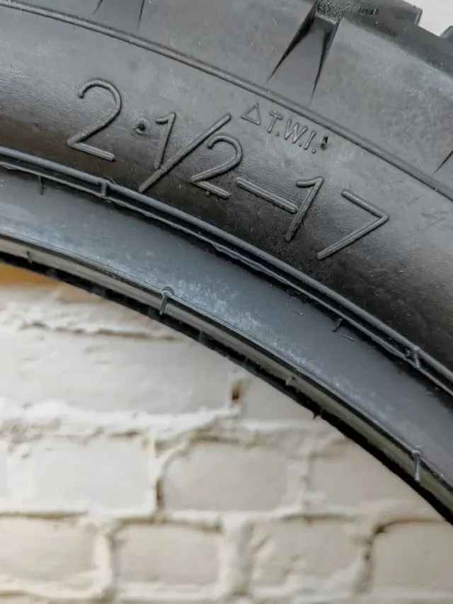 CUBIERTA MITAS VESPINO-VARIANT LLANTA 17"