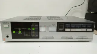 Amplificador Sony TA-AX310.