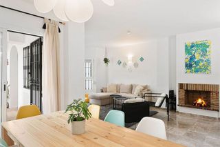 Piso en venta en Los Naranjos - Las Brisas en Marbella