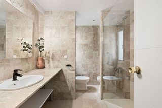 Piso en venta en Los Naranjos - Las Brisas en Marbella