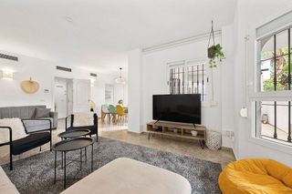 Piso en venta en Los Naranjos - Las Brisas en Marbella