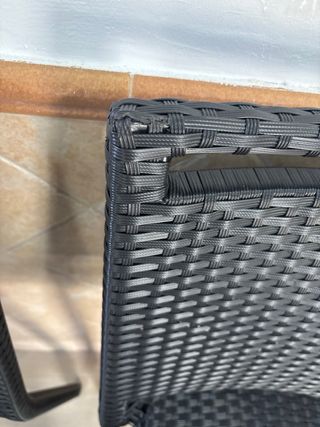 2 Taburetes Altos Metal y Plástico