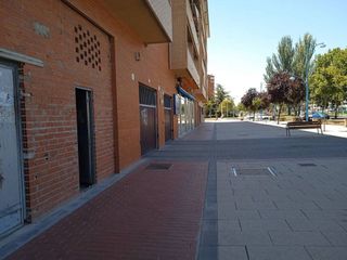 Local comercial en venta en Santo Domingo - La Estación en Aranda de Duero
